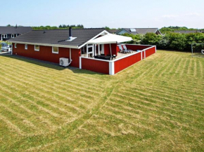 Three-Bedroom Holiday home in Hemmet 34